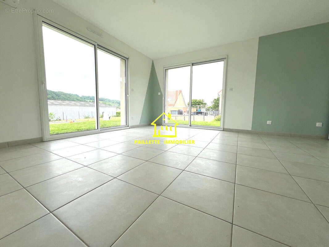 Maison à GRUCHET-LE-VALASSE