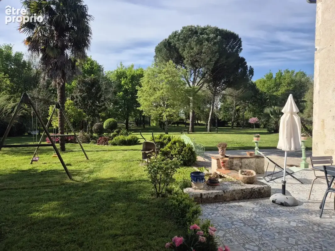 Ensemble immobilier de prestige avec maison bourgeoise, dépendances, piscine et lac – Entre Agen et Nérac, Lot-et-Garonne - photo 17