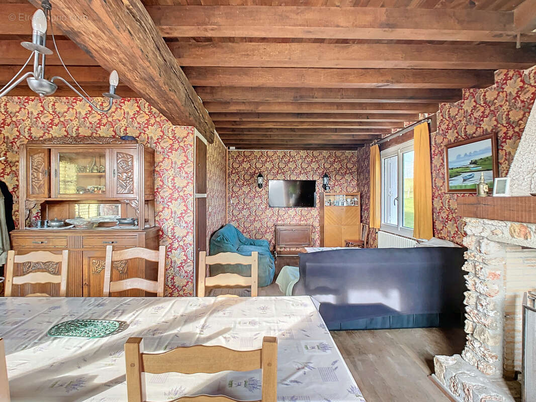 Maison à VIELS-MAISONS