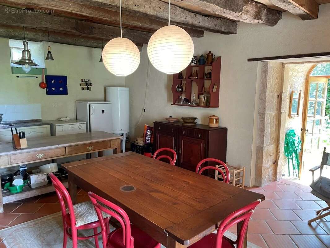 Maison à PUY-L'EVEQUE