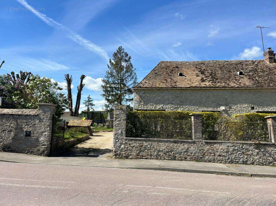 Maison à PACY-SUR-EURE