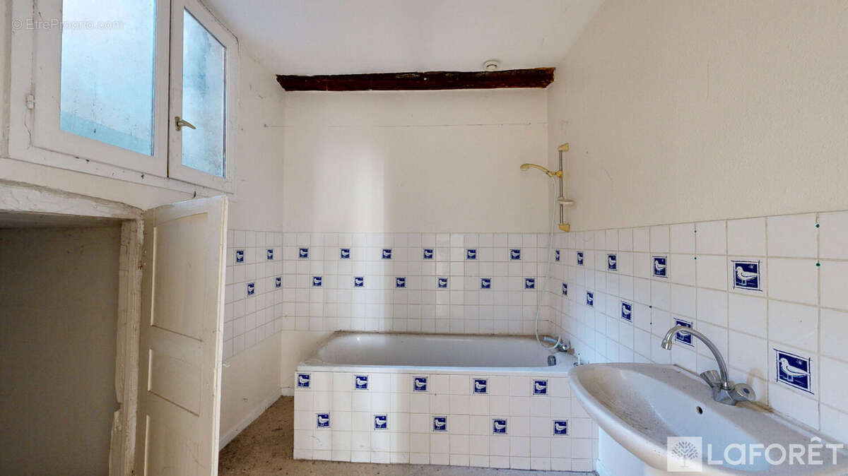 Appartement à MOULINS