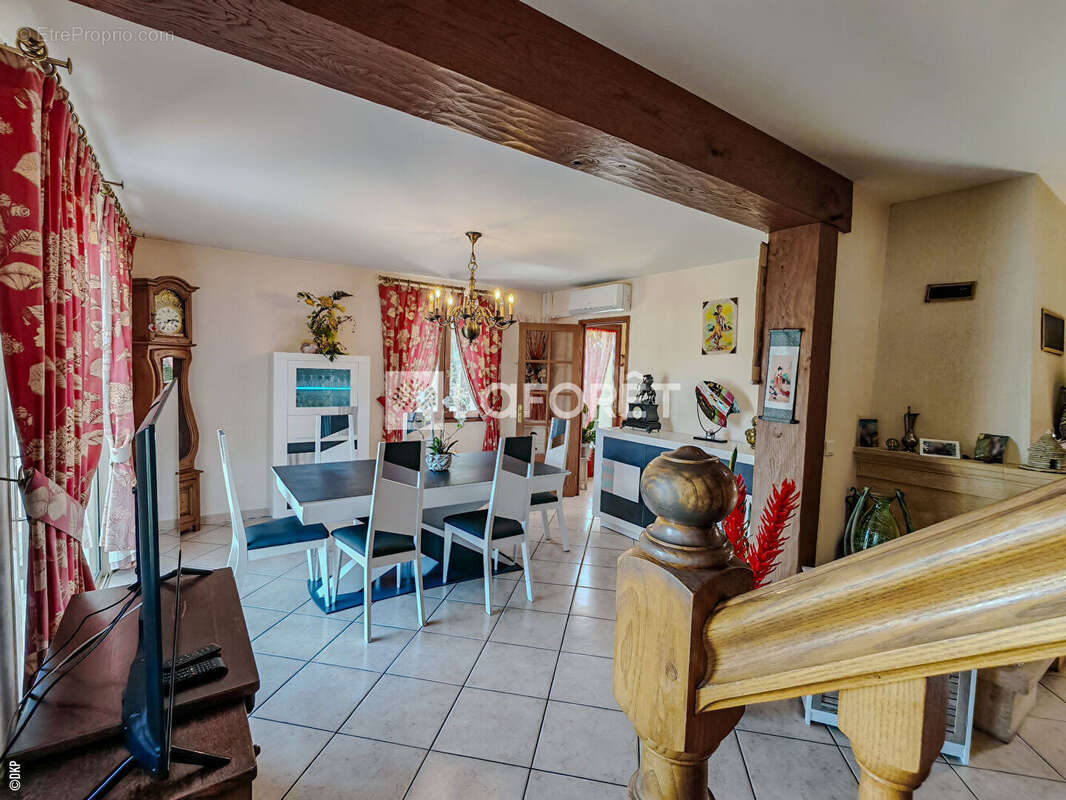 Maison à GOURDON