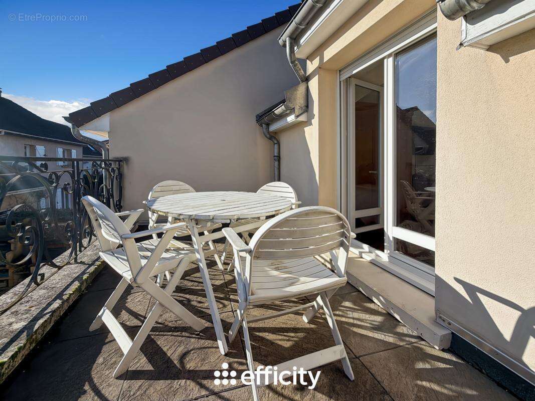 Maison à VILLIERS-SUR-MARNE