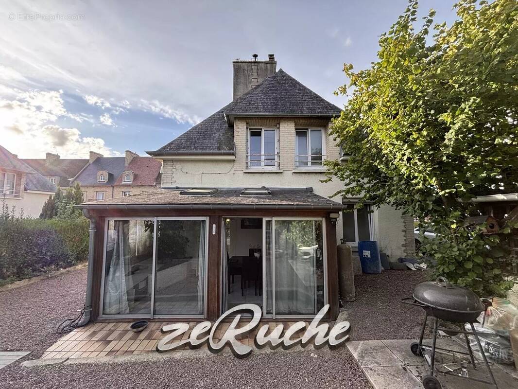Maison à MONTAMY