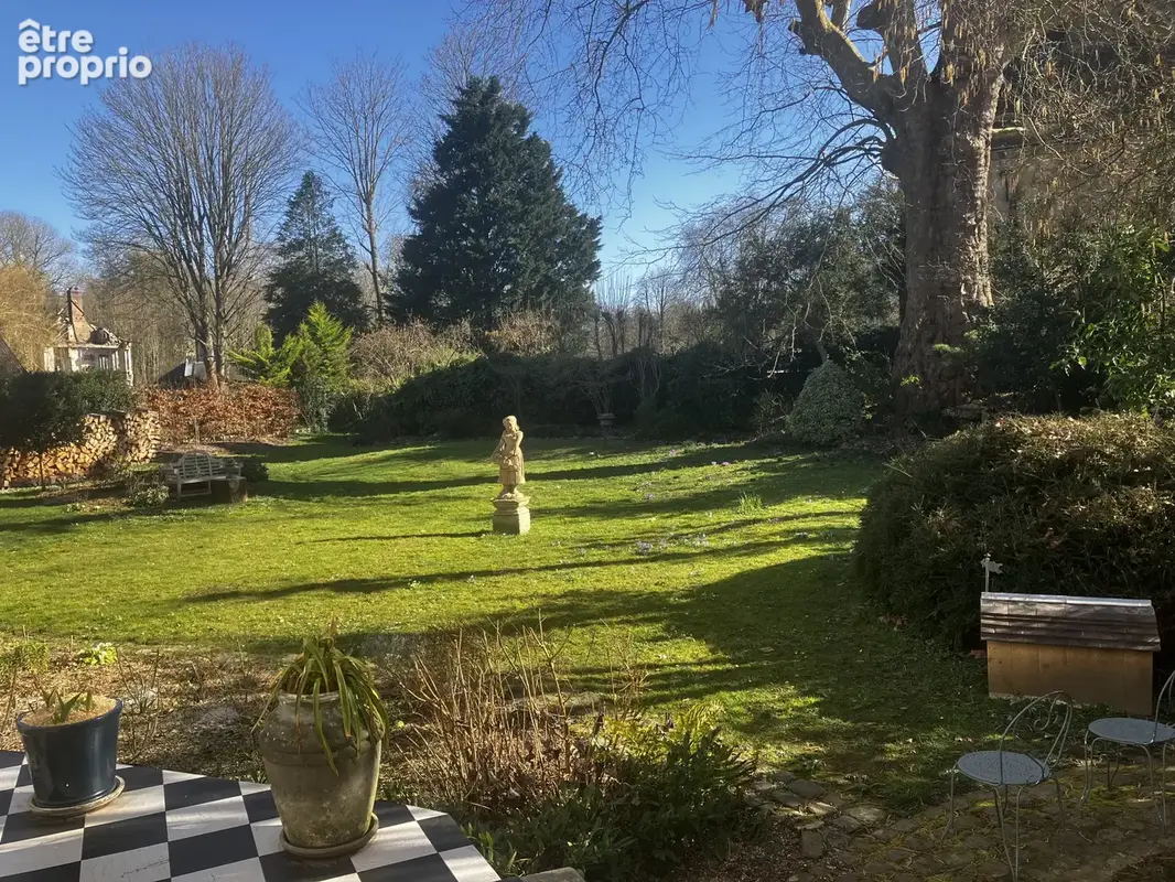 Maison 17 pièces 558 m² à vendre à Gisors (27140) - photo 2