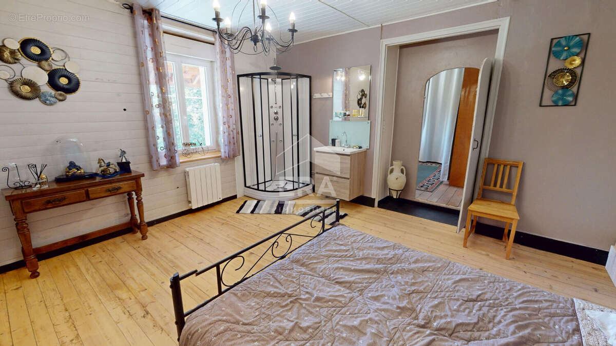 Maison à HAUTEVILLE-LOMPNES