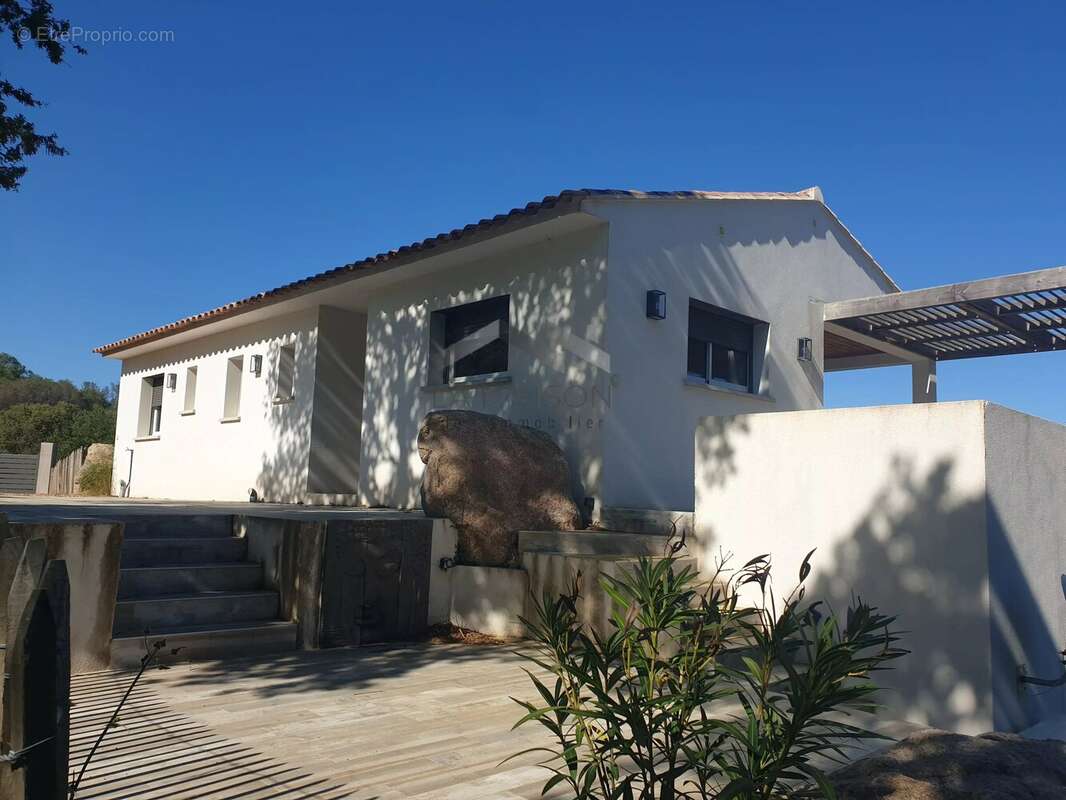 Maison à SOTTA