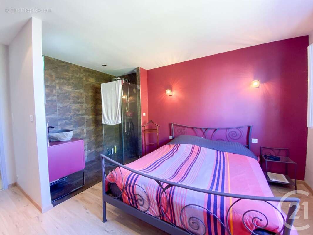 Maison à FONTENILLES