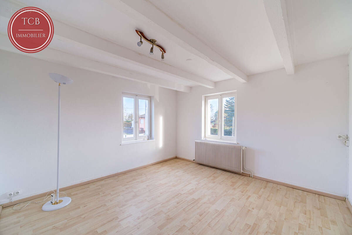 Maison Bernwiller 8 pièce(s) 230 m2 - photo 13