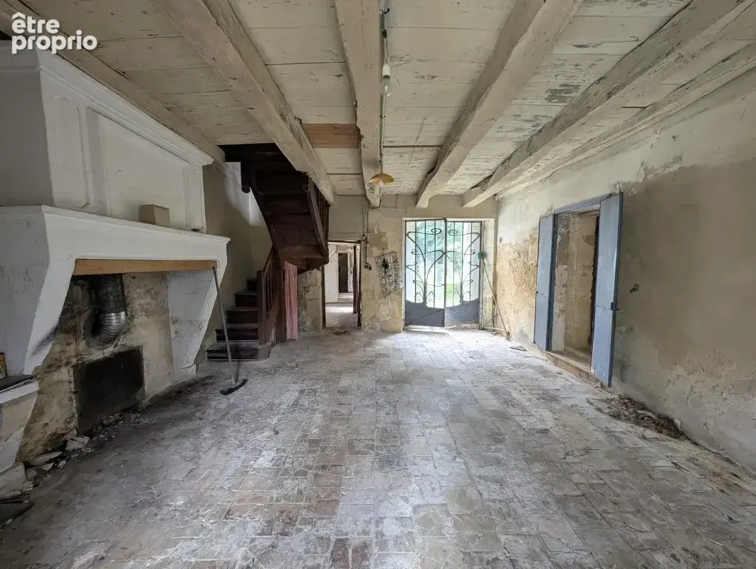 FARGUES-SAINT-HILAIRE – Maison à rénover de 130 m² sur 625 m² de terrain 150 000€ - photo 2