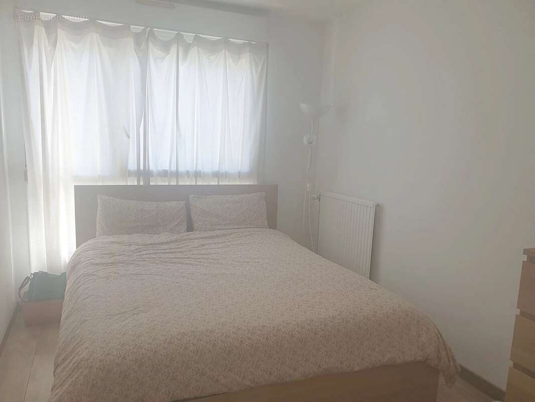 Appartement à MONTIGNY-LE-BRETONNEUX