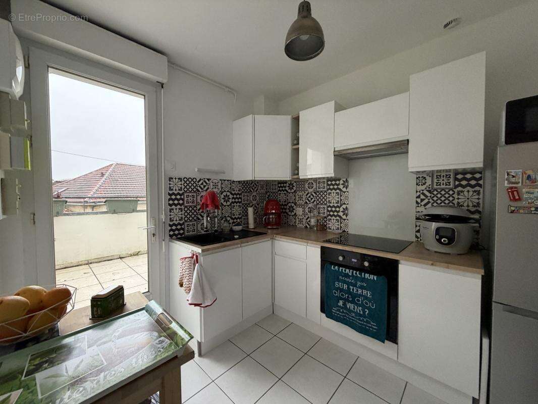 Appartement à BORDEAUX