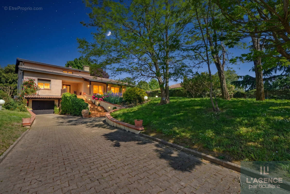 Maison à AUZEVILLE-TOLOSANE