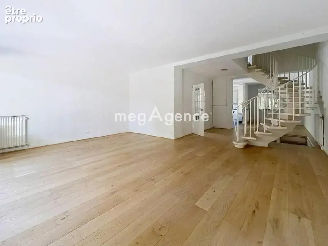 Duplex 6 pièces au cœur d’un parc privé – Saint-Nom-la-Bretèche - photo 5