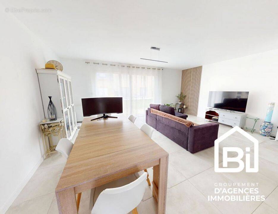 Maison à OUISTREHAM