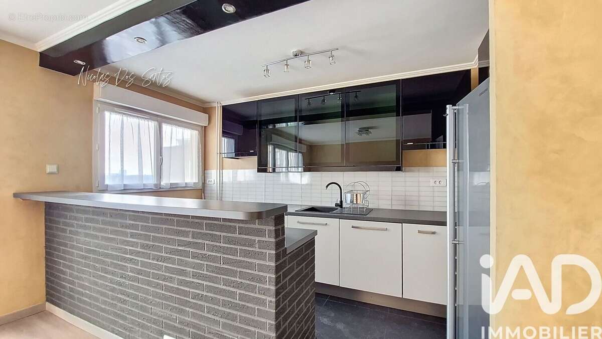 Photo 3 - Appartement à SAINT-DENIS