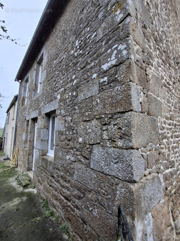 Maison à LE FERRE