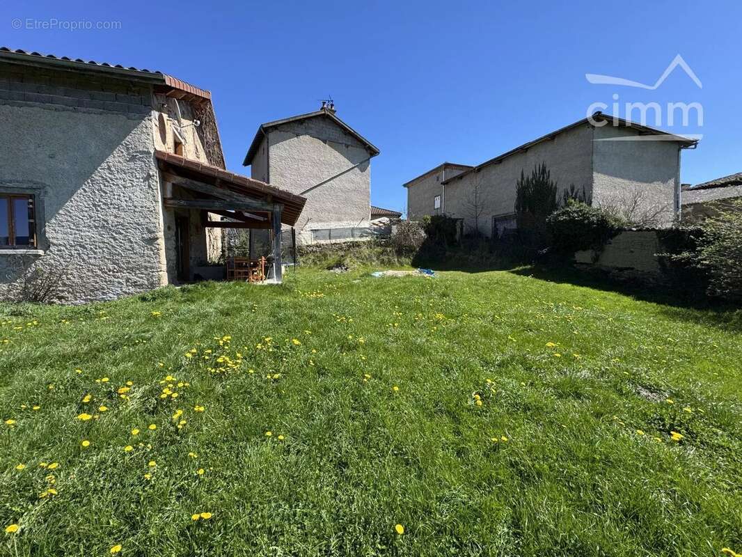 Appartement à MARSAC-EN-LIVRADOIS