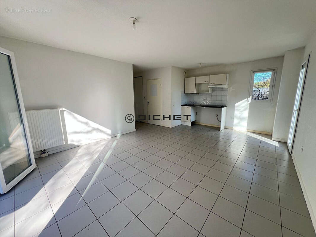 Appartement à SAINT-MEDARD-EN-JALLES