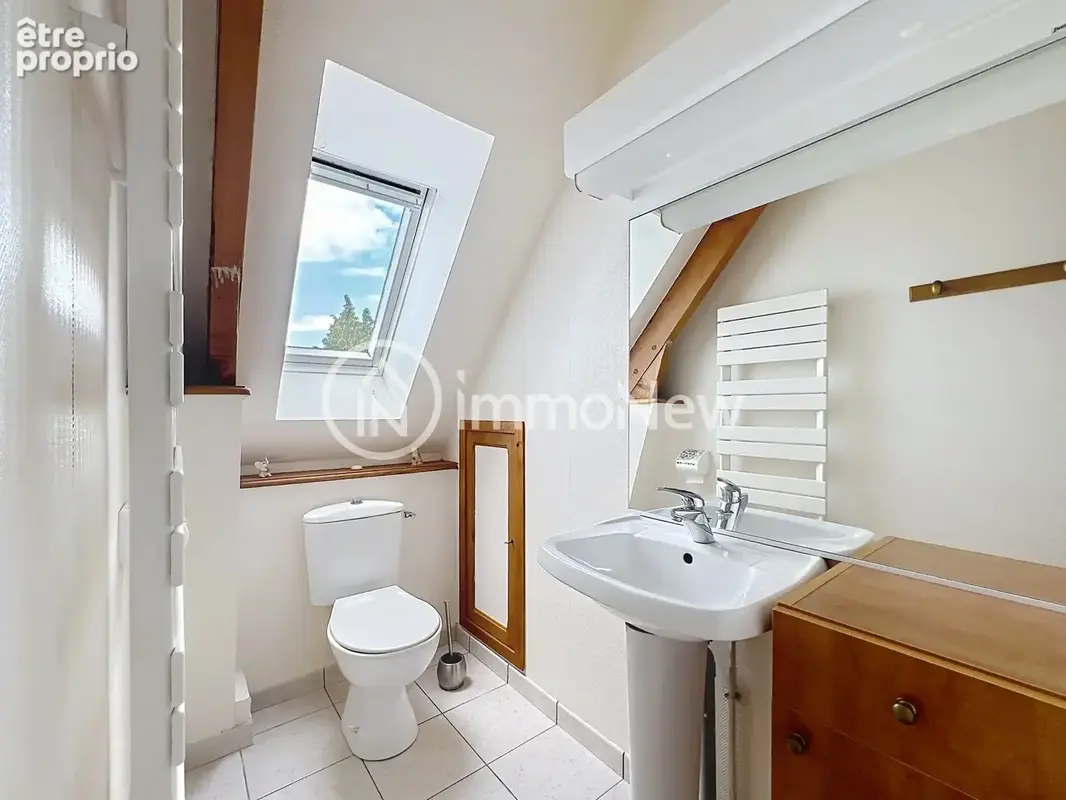 Maison de bourg/VILLEBAUDON/ Deux garages - photo 12