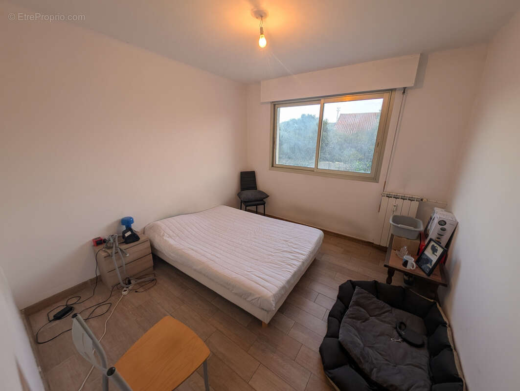 Appartement à SIX-FOURS-LES-PLAGES