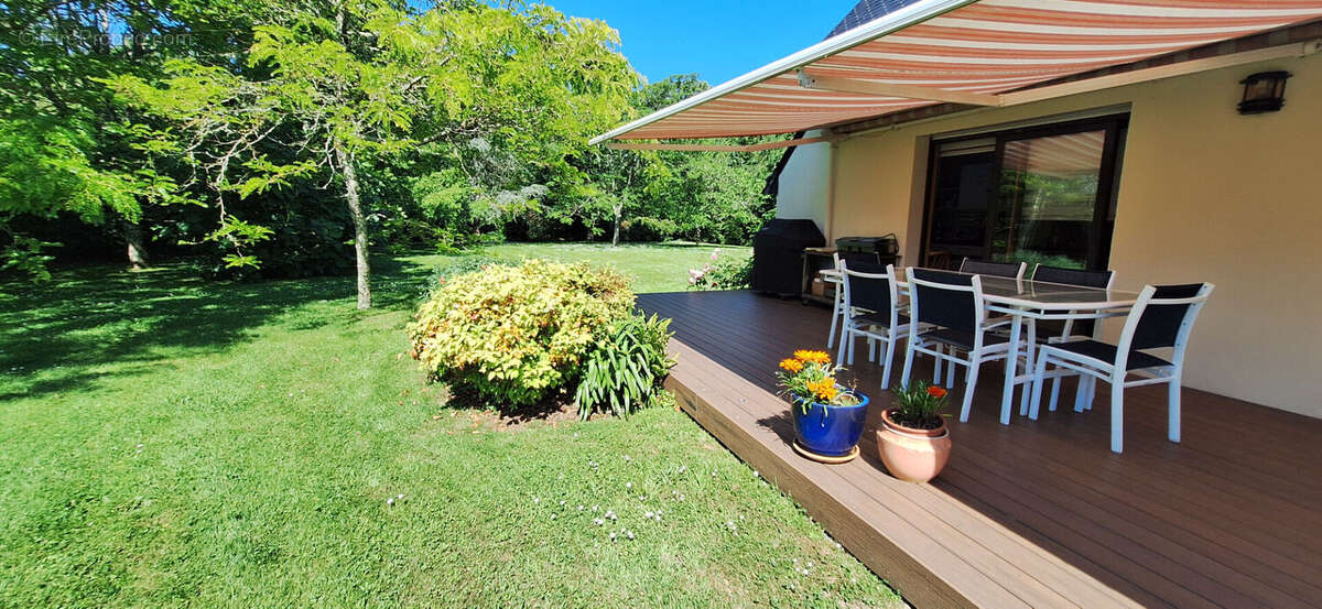 Fouesnant, jolie maison d'architecte de 170 m², sur un jardin paysagé de 3000 m², mer à pied ! - photo 3