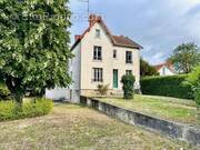 Maison à BOUSSAC