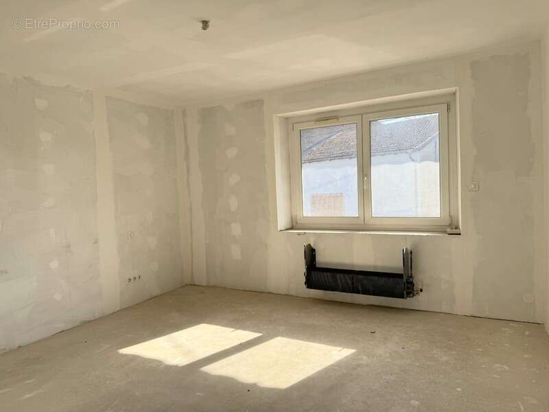 Maison à CIREY-SUR-VEZOUZE