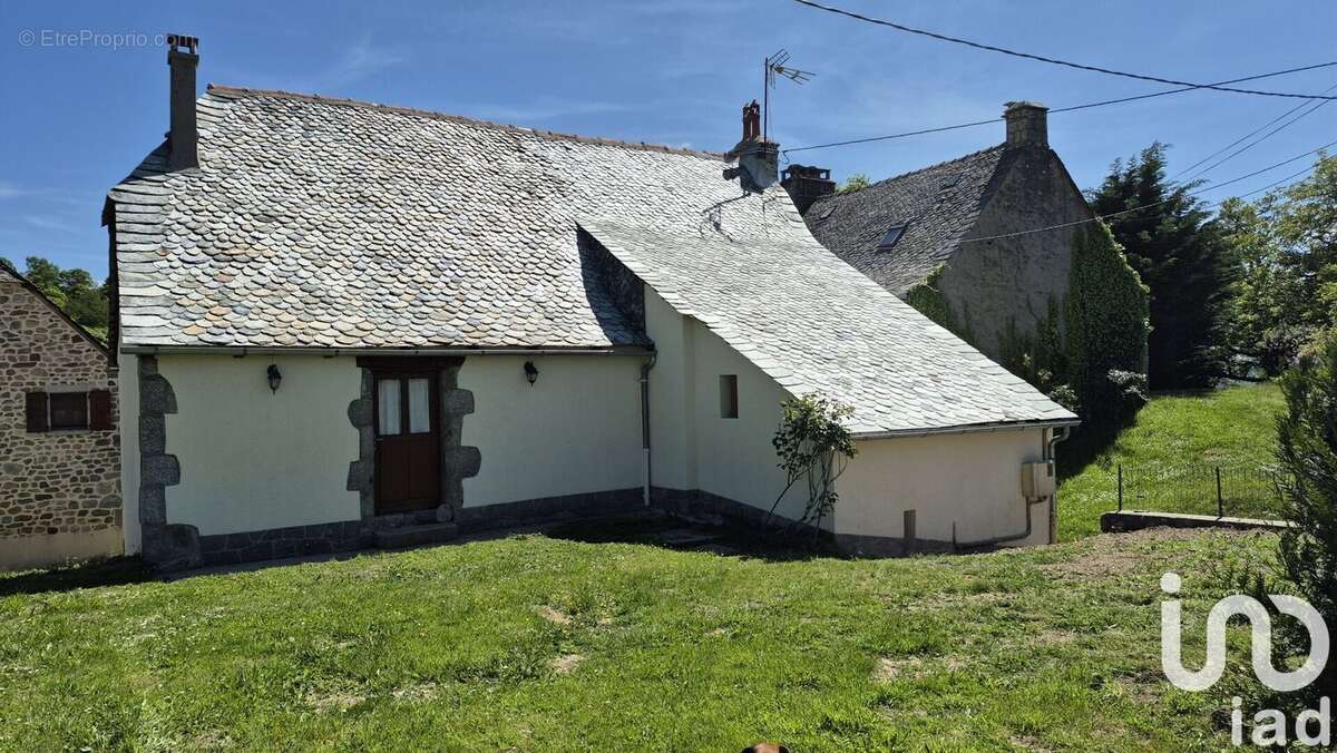 Photo 2 - Maison à ENTRAYGUES-SUR-TRUYERE