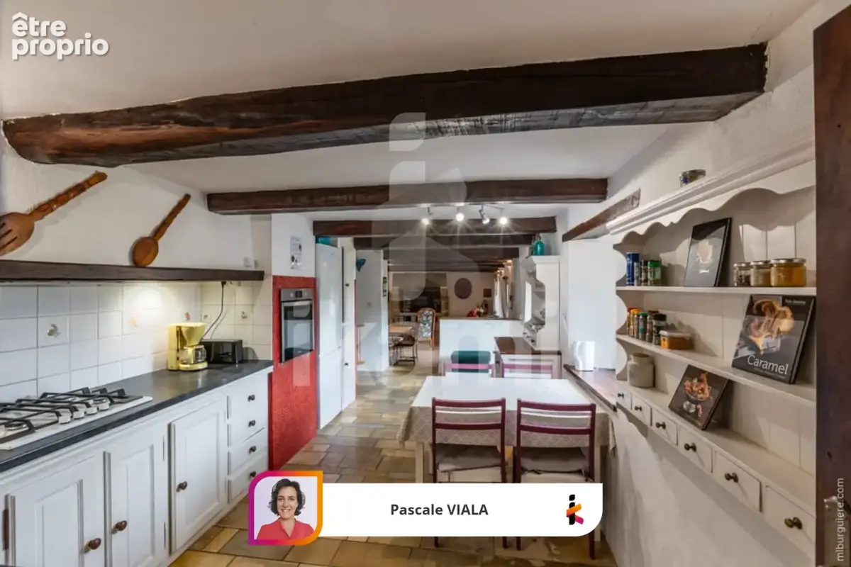 Maison de 303 m2 à la campagne - photo 6