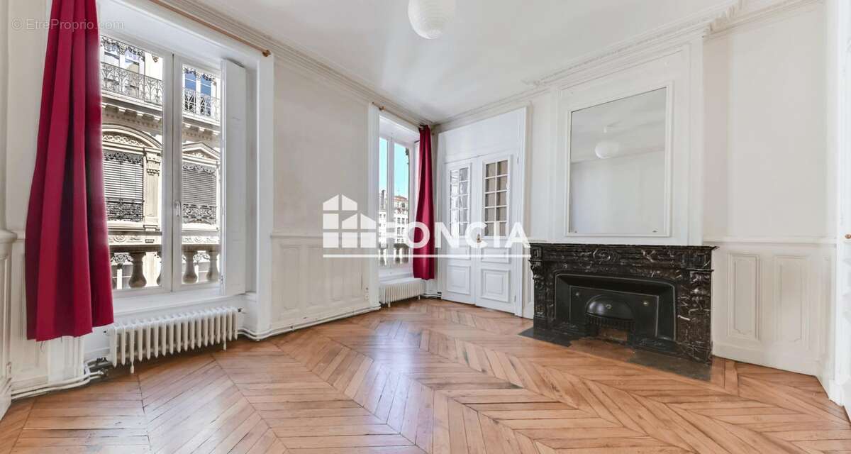 Appartement à LYON-1E