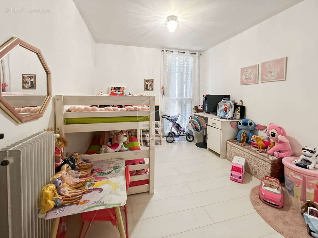 Appartement 73m² à marignane - photo 7