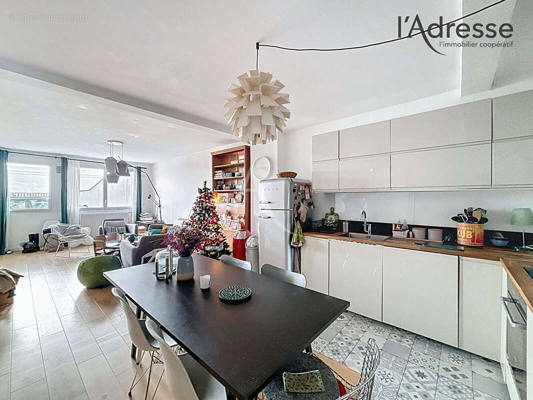Appartement à SURESNES