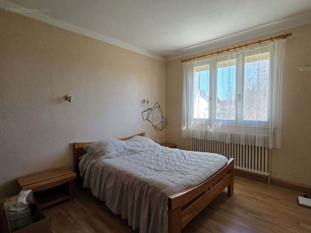 Maison à REQUISTA