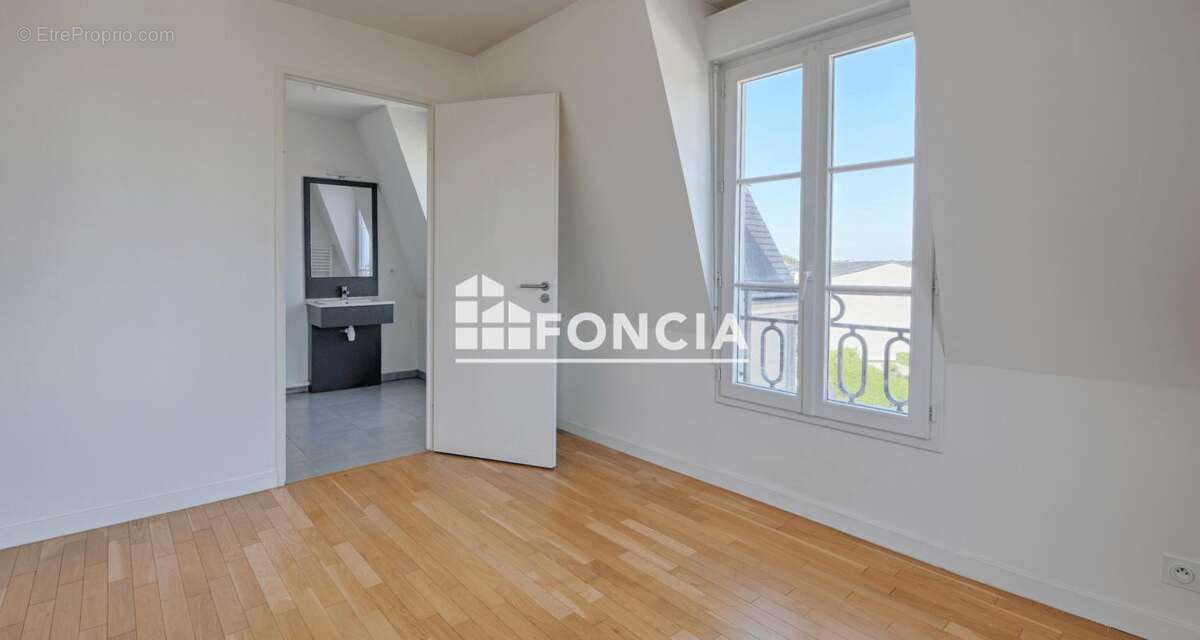 Appartement à MAISONS-ALFORT