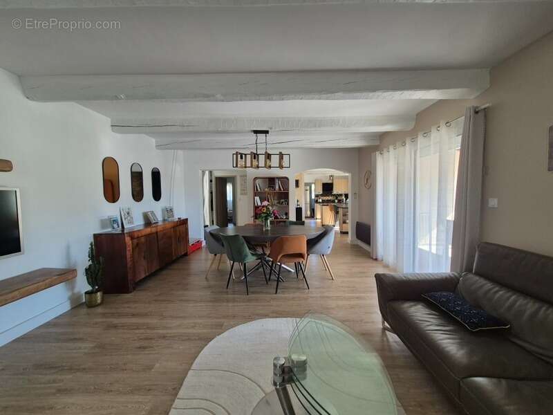 Maison à SOLLIES-TOUCAS