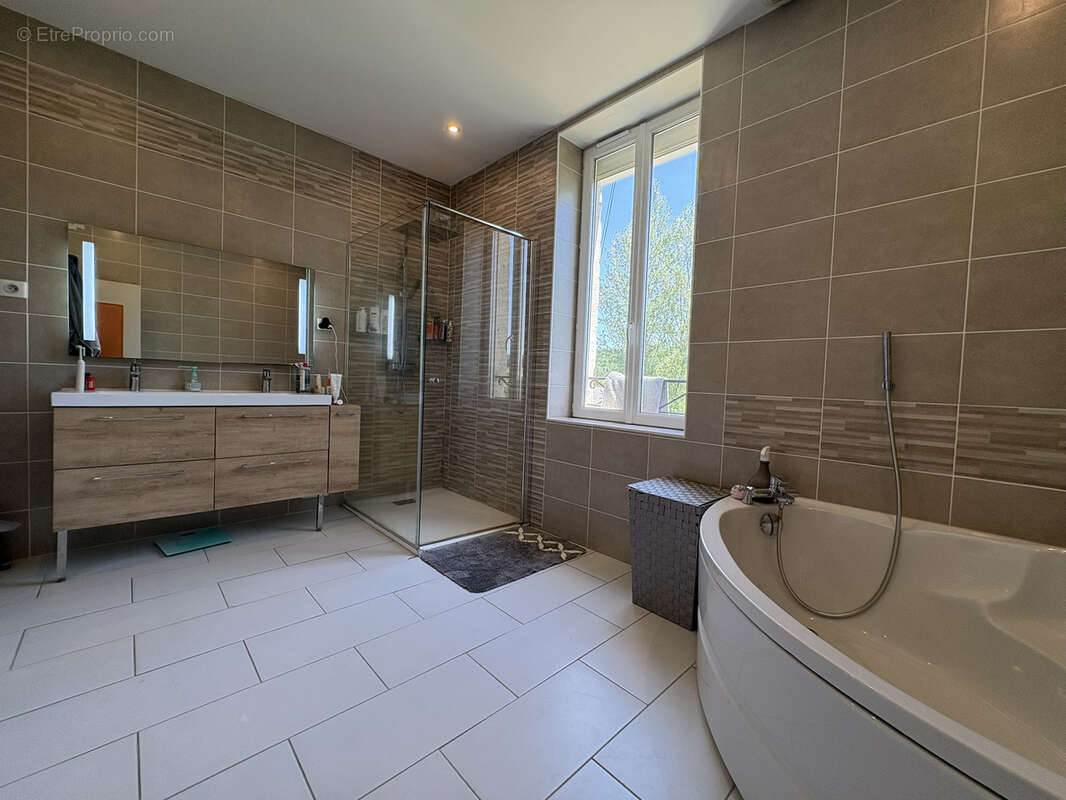 Maison en pierre de caractère - photo 16