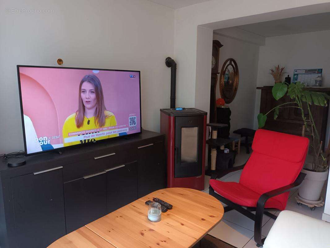 Maison à BELLEGARDE