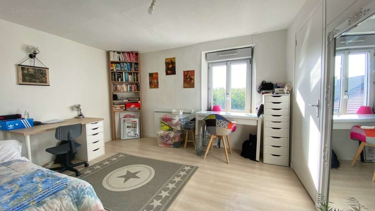 Maison à LA MURETTE