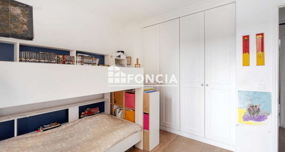 Appartement à PARIS-10E