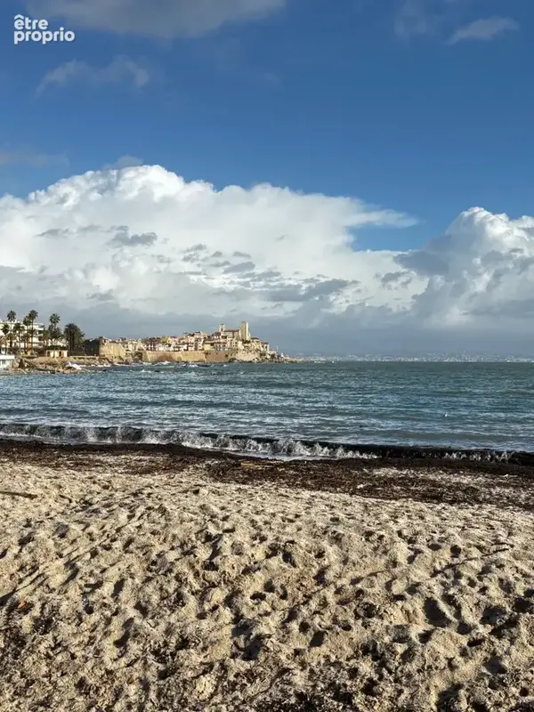 Photo Parking à Antibes au prix de 49 000€