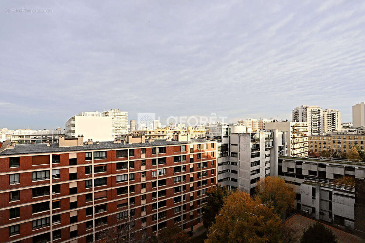 Appartement à PARIS-14E