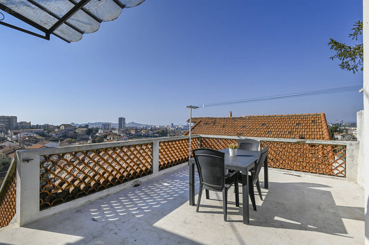 Maison à MARSEILLE-10E