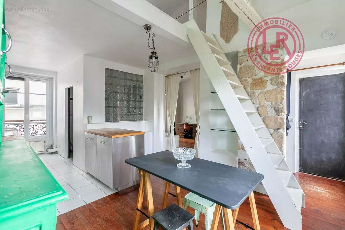 Appartement à PARIS-11E