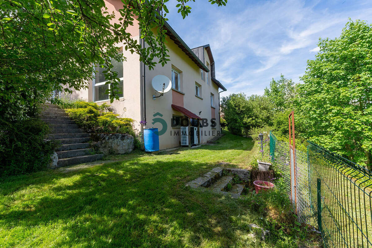 Maison à GRAND'COMBE-CHATELEU