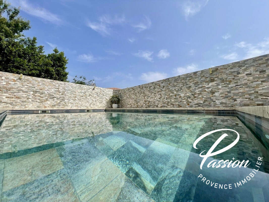 Maison à SALON-DE-PROVENCE