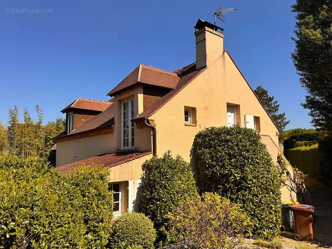 Maison à NOISY-LE-ROI