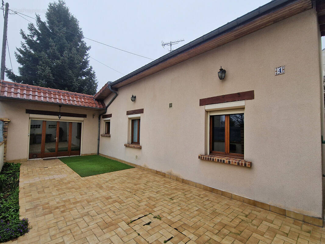 Maison à LIVRY-GARGAN