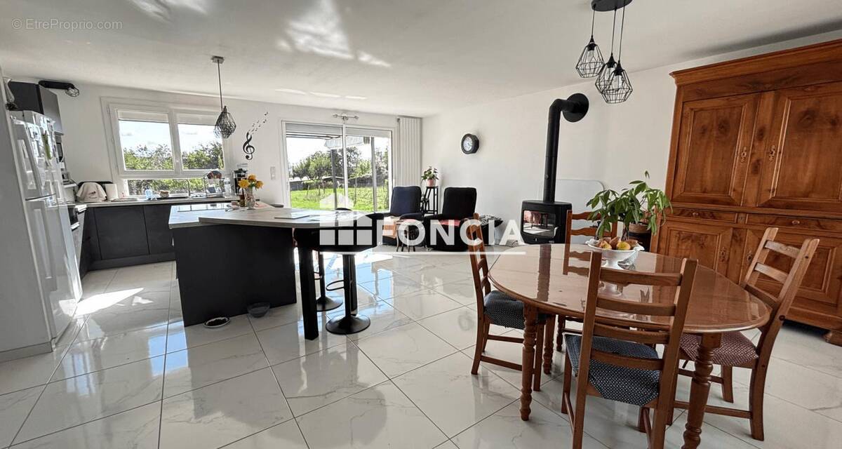 Maison à BEAUMONT-SUR-SARTHE